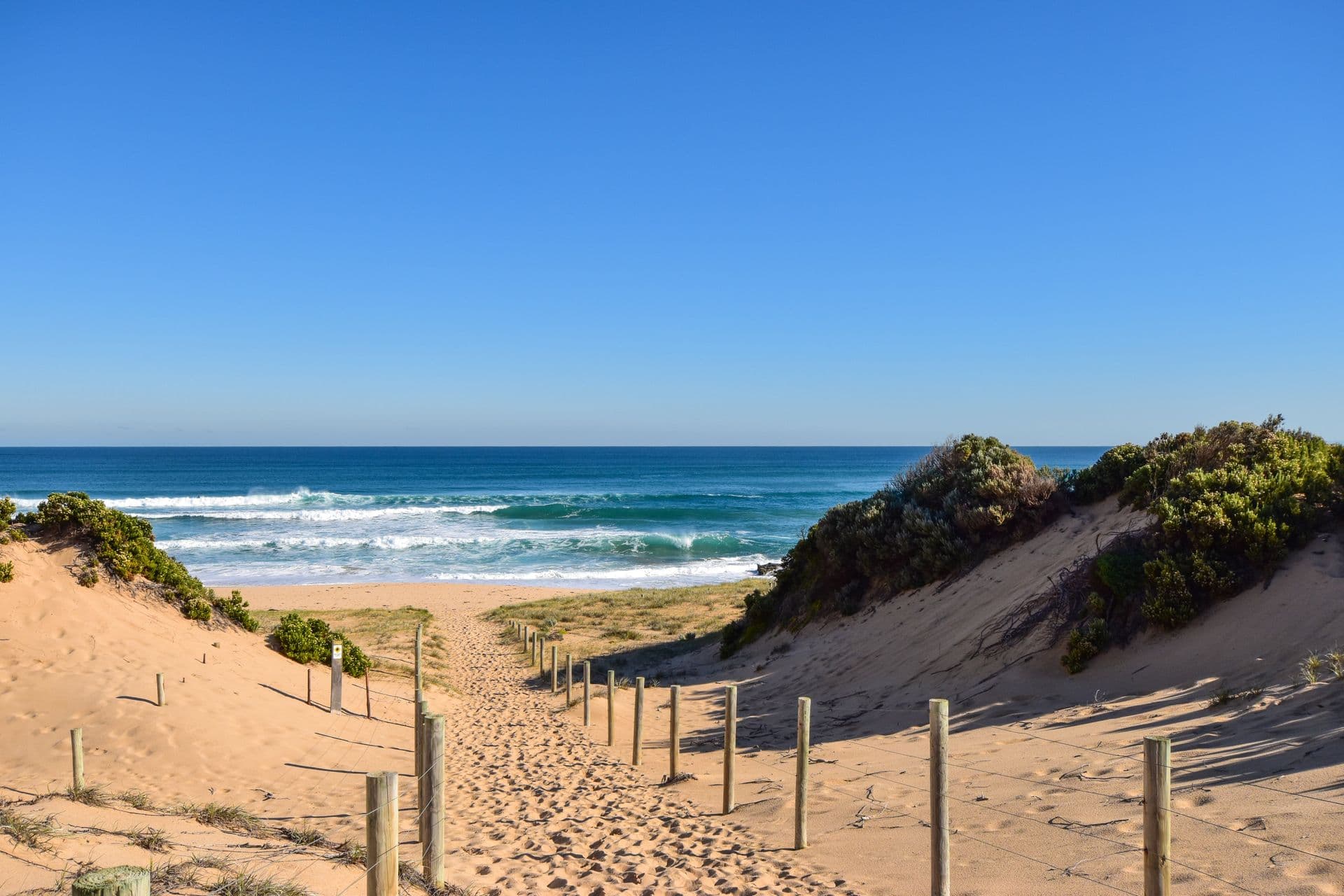 Where the locals go: Moana Ct secret beach track through the dunes to the water.